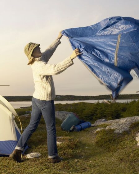 Installation d'une tente